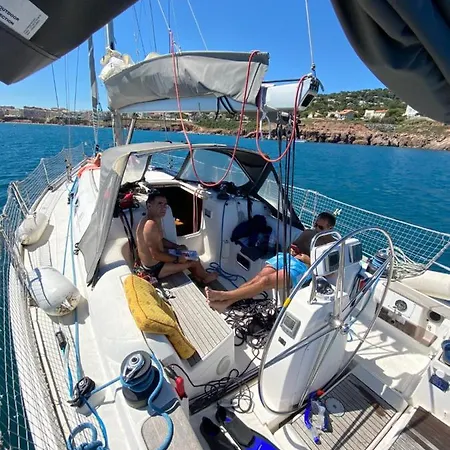 Voilier Atypique & Navigation Bådhotel