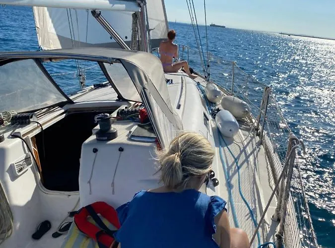 Voilier Atypique & Navigation Úszó hotel Agde