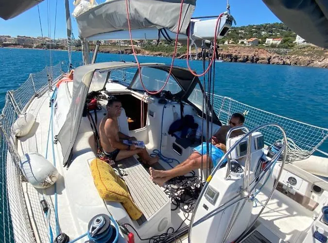 Voilier Atypique & Navigation Úszó hotel